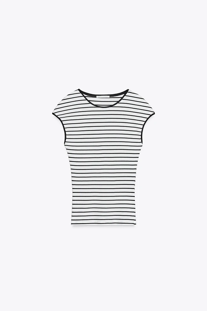 RIBBED T-SHIRT