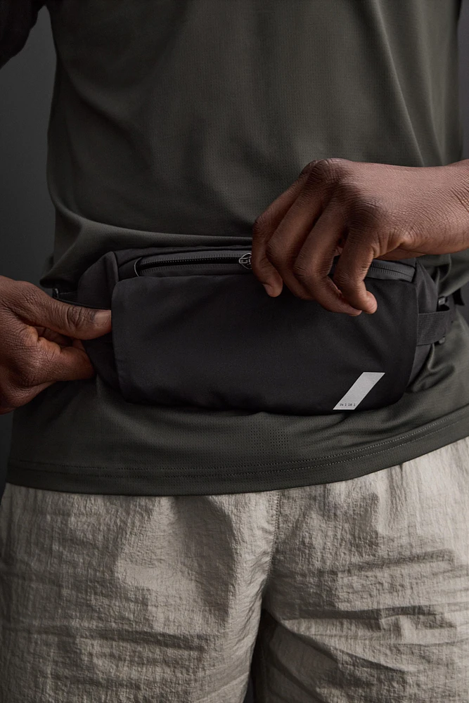 TECHNICAL SPORT BELT BAG