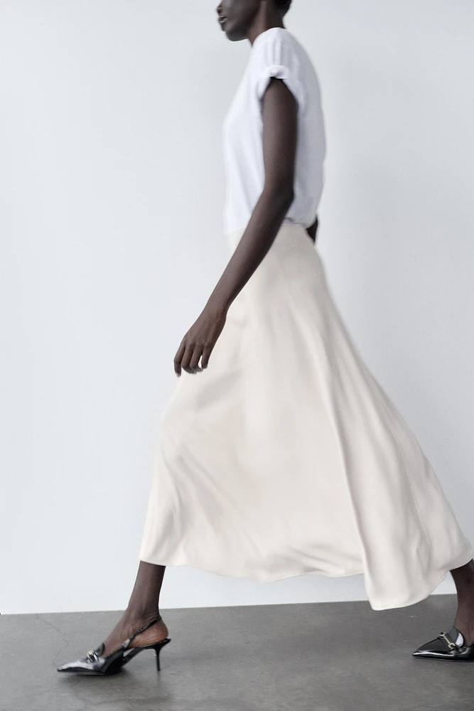 CREPE MIDI SKIRT