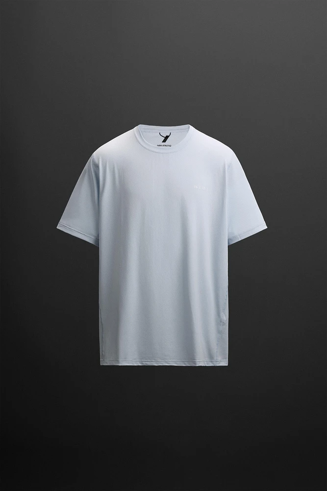 T-SHIRT PERFORÉ IMPRIMÉ
