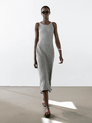Linen fluid sleeveless dress