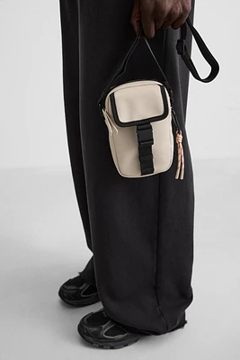SAC BANDOULIÈRE EFFET GOMME