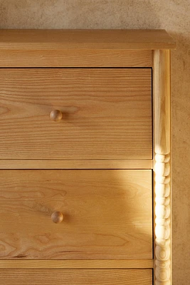 WOODEN CHEST OF DRAWERS