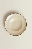 PORCELAIN PASTA PLATE WITH ANTIQUE FINISH RIM