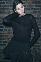 PULL BASIQUE EN MAILLE UNIE