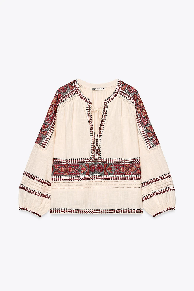EMBROIDERED BLOUSE ZW COLLECTION