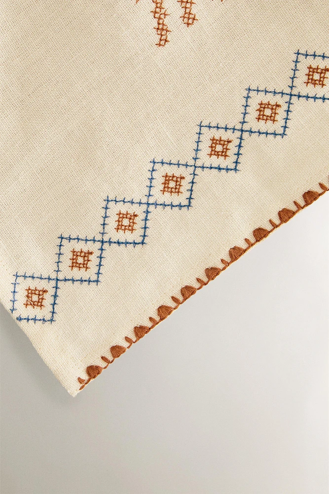LINEN KITCHEN TOWEL WITH FRENCH TEXT