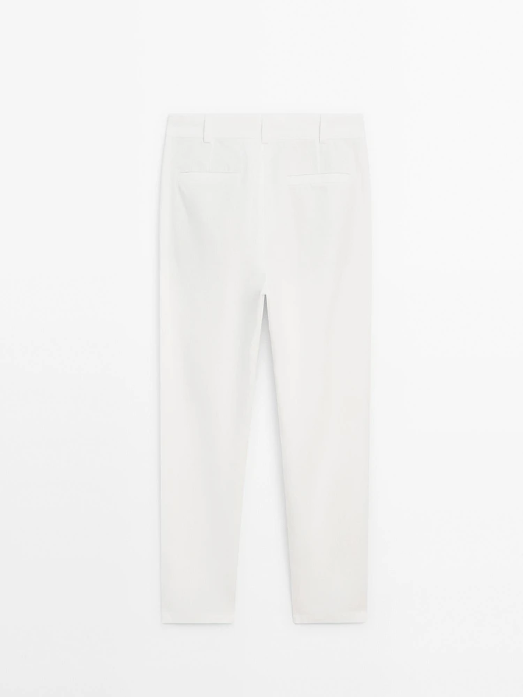 Pantalon relaxed fit en coton mélangé