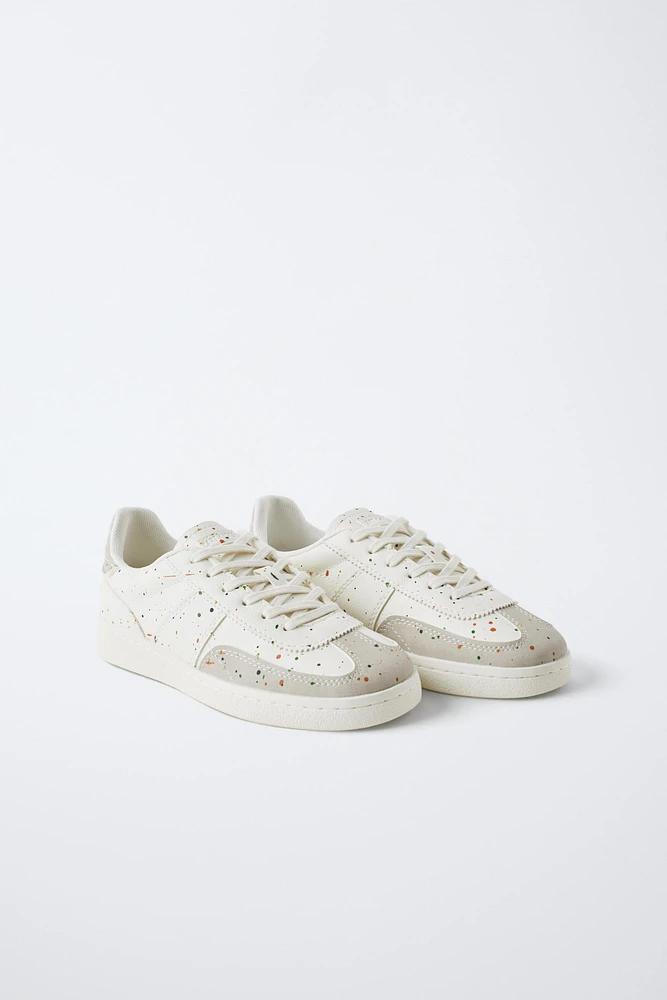 PAINT EFFECT SNEAKERS