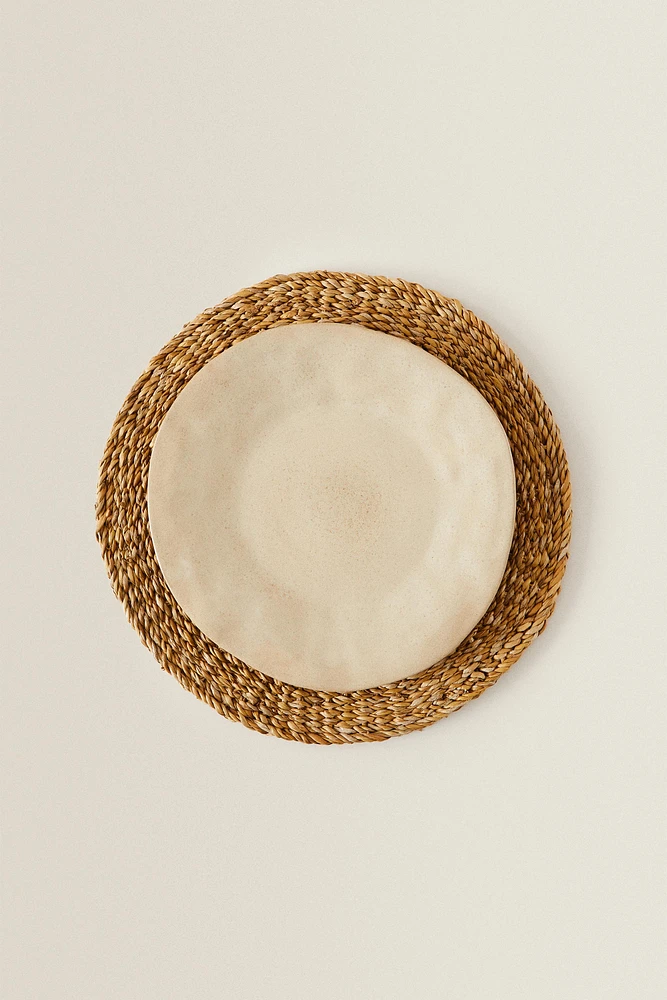 WOVEN FIBER PLACEMAT