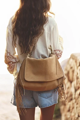 SPLIT LEATHER FRINGED CROSSBODY BAG