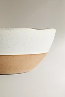 SALAD BOWL WITH RAISED DESIGN