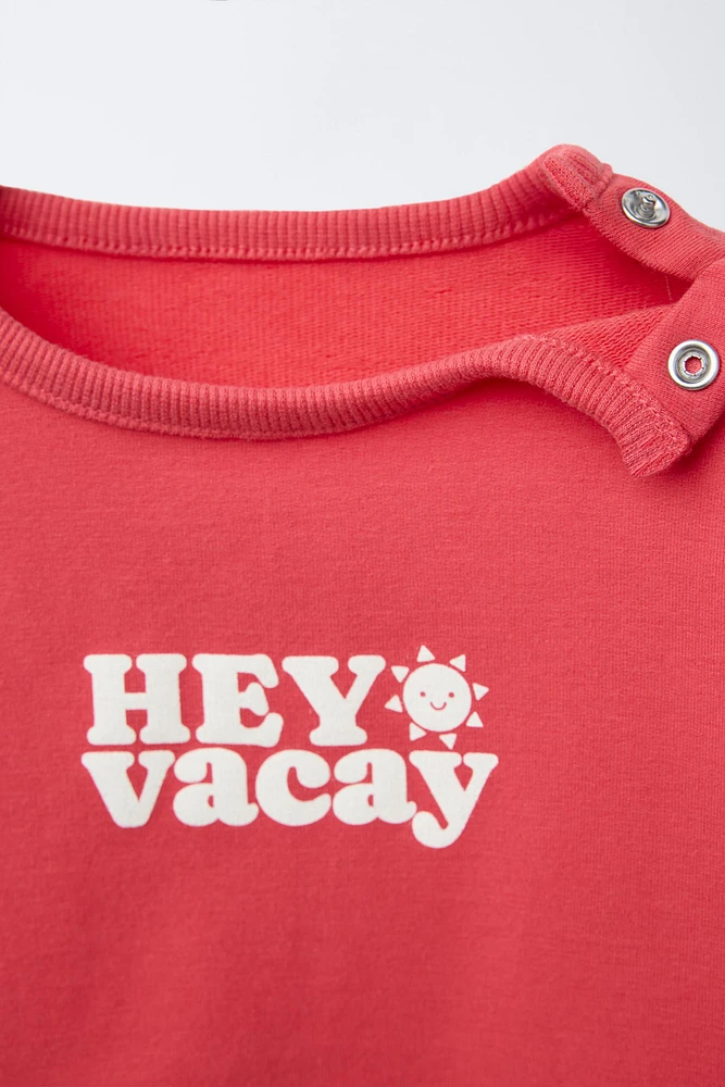 ENSEMBLE SWEAT-SHIRT ET BERMUDA À INSCRIPTION
