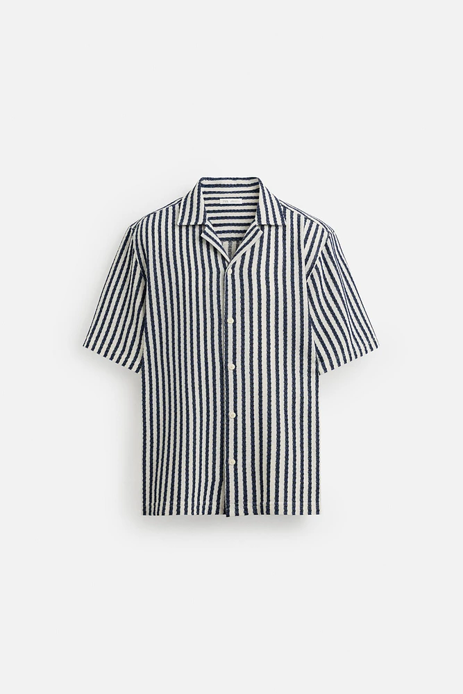 GEOMETRIC JACQUARD SHIRT