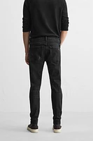 RIPPED SKINNY JEANS
