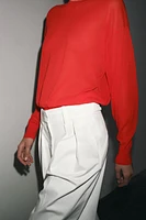 EXTRA-FINE KNIT TOP