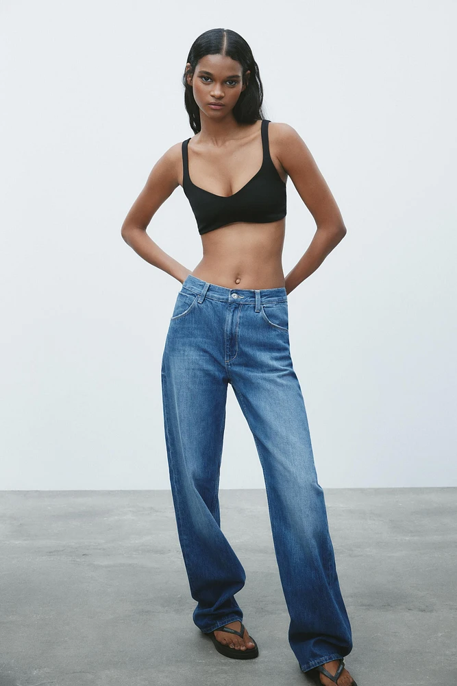 INTERLOCK CROP TOP