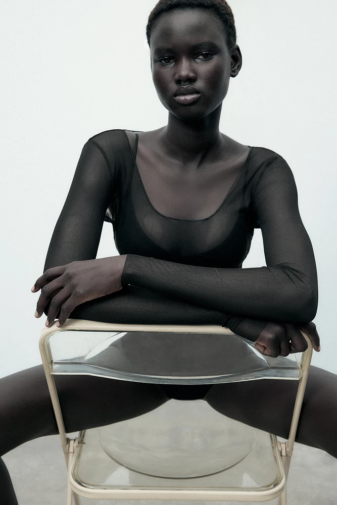 100% SILK TOP