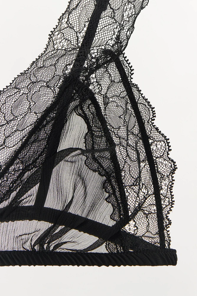 VISCOSE LACE TRIANGLE BRALETTE