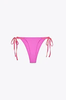 BAS DE BIKINI À MOTIF CONTRASTANT