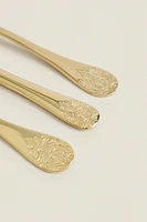 3-PIECE FLATWARE SET WITH DECORATIVE ENGRAVED DESIGN