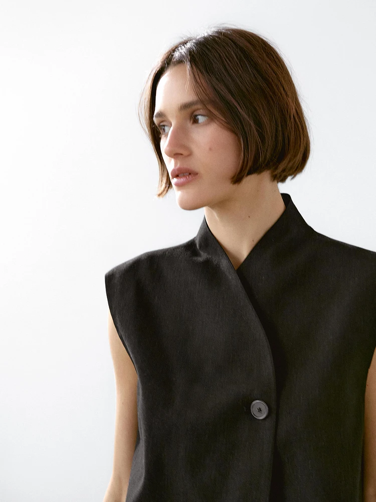Linen blend high neck waistcoat