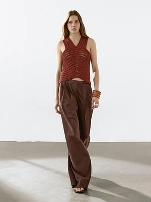Flowing trousers with double darts
