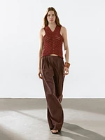 Flowing trousers with double darts