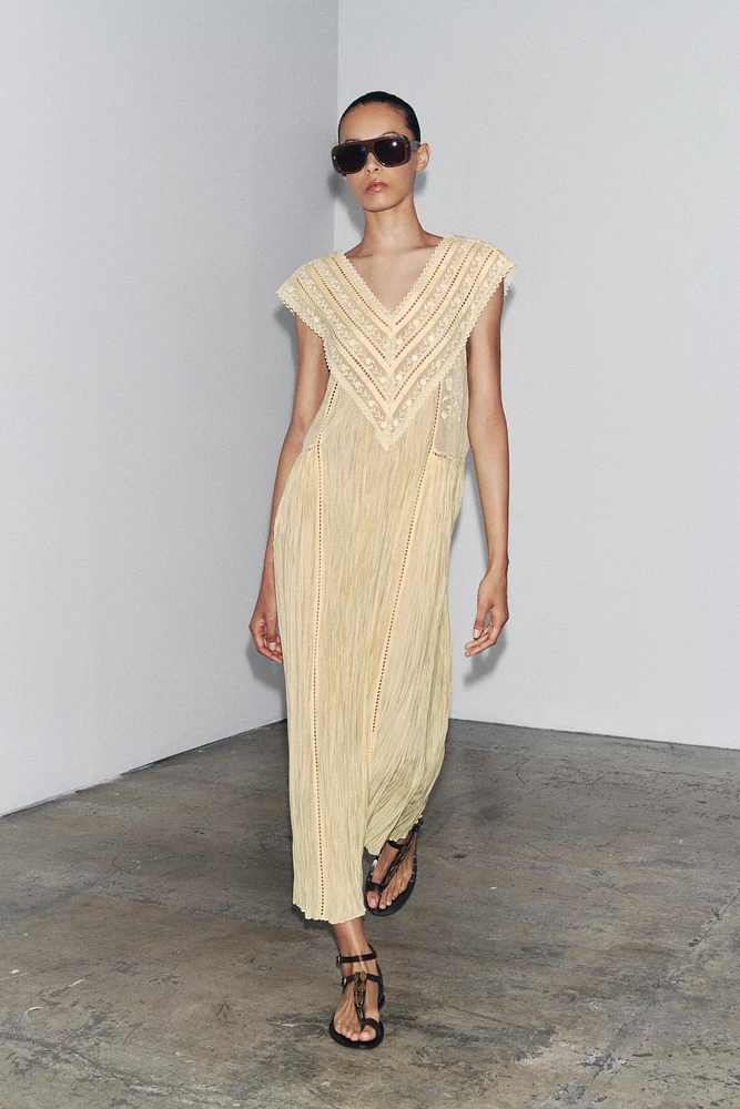 ZW COLLECTION EMBROIDERED PLEATED DRESS
