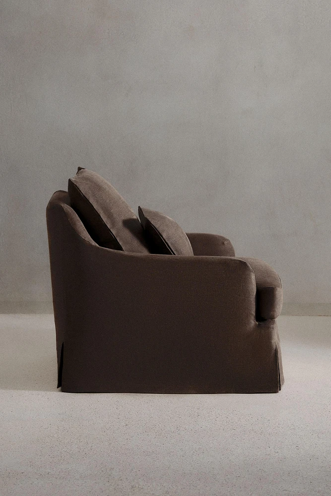 ARMCHAIR 01