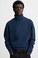 100% WOOL SWEATER