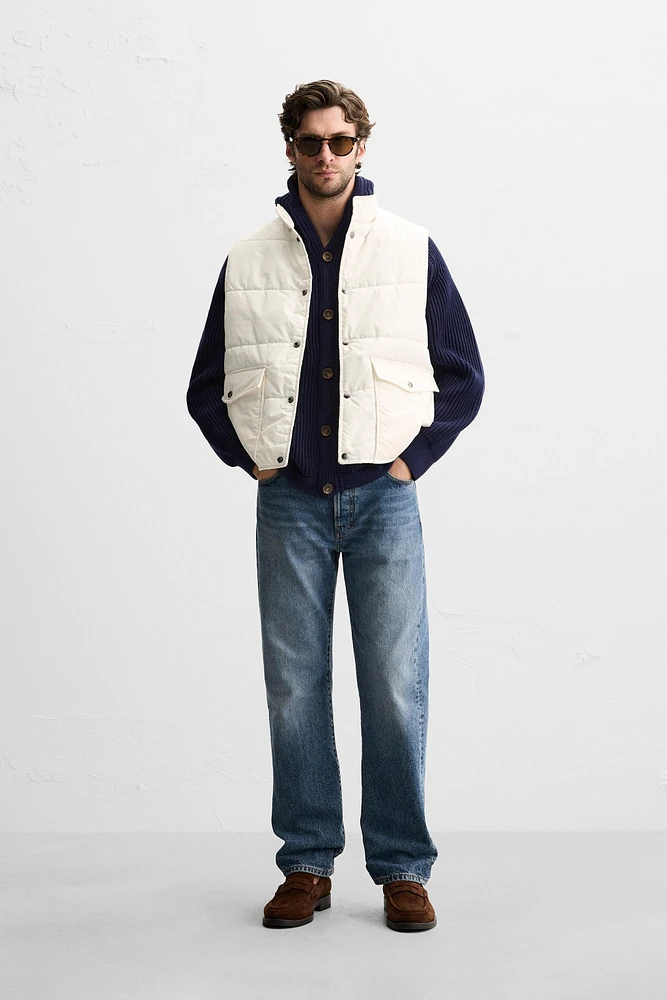 PADDED VEST WITH POCKETS