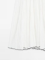 Robe longue contrastante plissée