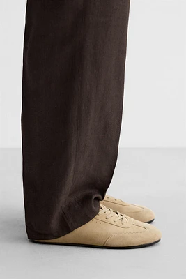 LIMITED EDITION LEATHER SNEAKERS