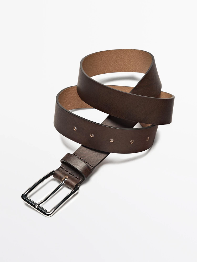 Leather belt with buckle