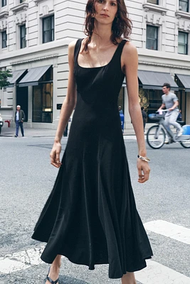 ROBE MIDI ZW COLLECTION