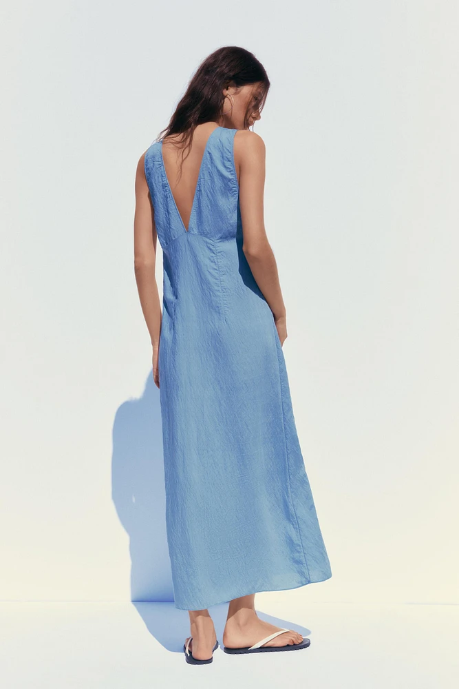 EMBROIDERED MIDI DRESS