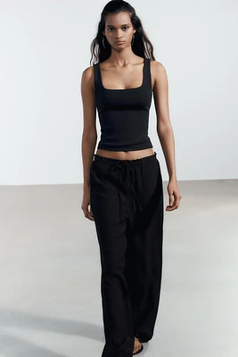 WIDE STRAP TANK TOP