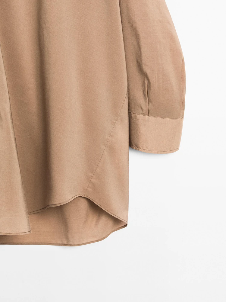 Blouse fluide satinée