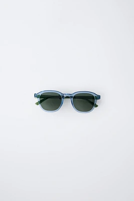 LUNETTES DE SOLEIL MONTURE TRANSPARENTE