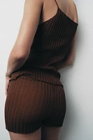 PLEATED FINE KNIT TOP