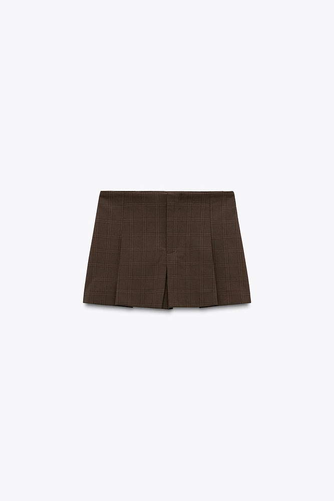 SKORT