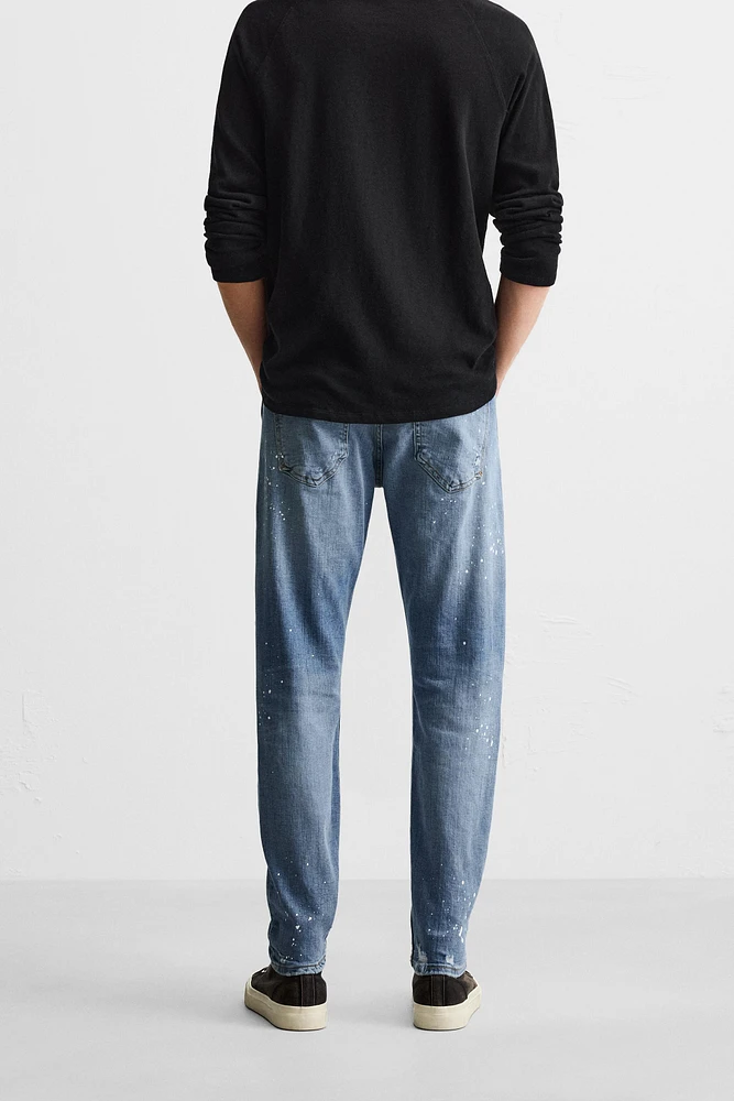 RIPPED SKINNY FIT JEANS