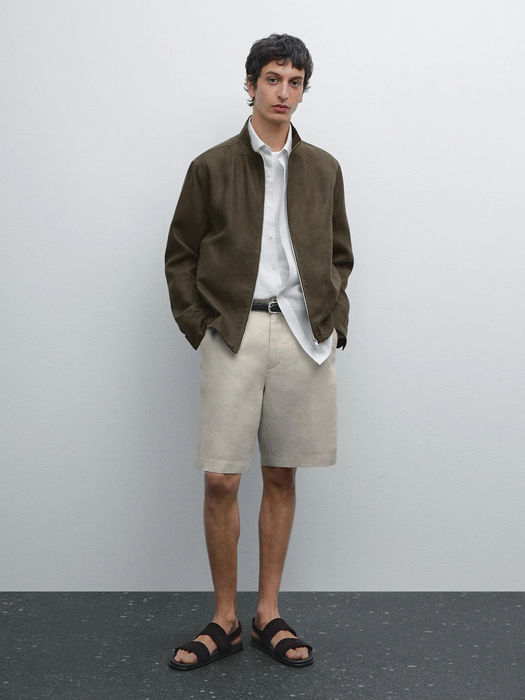 100% linen darted Bermuda shorts