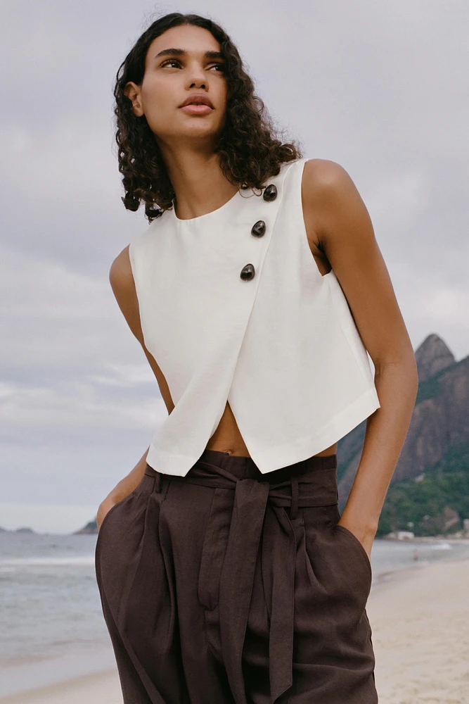 CROSSOVER CROP TOP