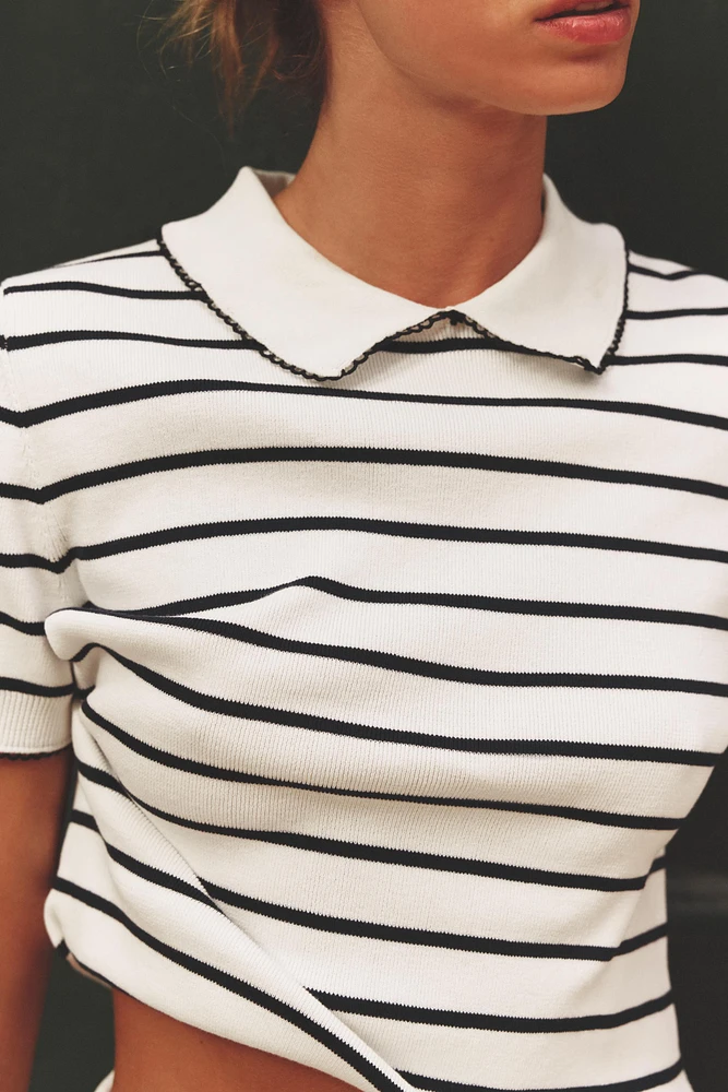 CONTRAST TRIM KNIT TOP