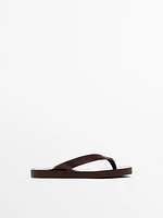 Sandales plates en cuir