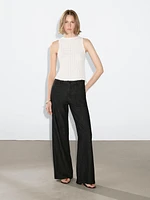 Loose mid-rise wide-leg jeans