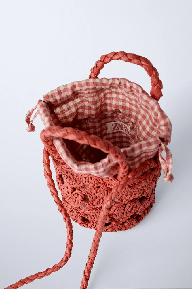 HEARTS RAFFIA BUCKET BAG