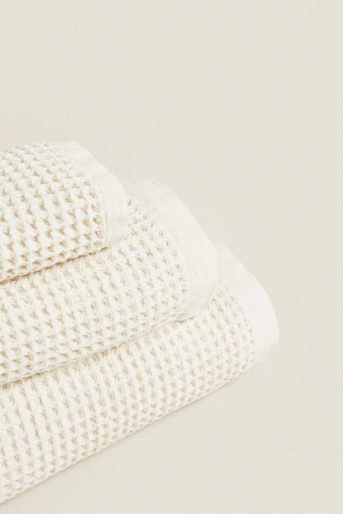 SERVIETTE DE BAIN COTON WAFFLE